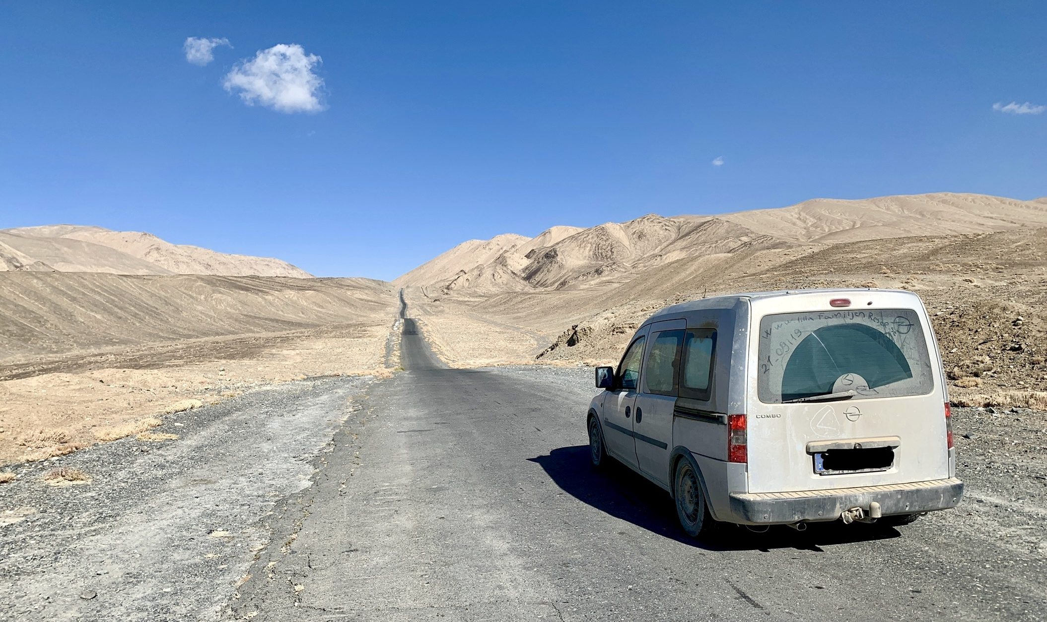 Toto klarade det, check på Pamir Highway!